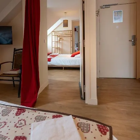 Le Geneve Hotel 2*